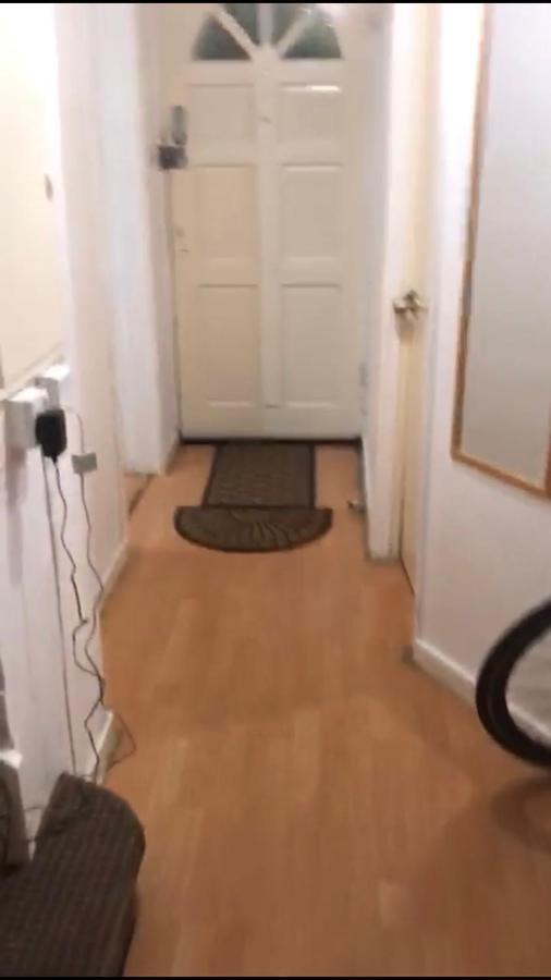 Arbnb Comfy Sleep Guest House Self Catering Private Bedrooms 60 Pound Per Night Per Person لندن المظهر الخارجي الصورة