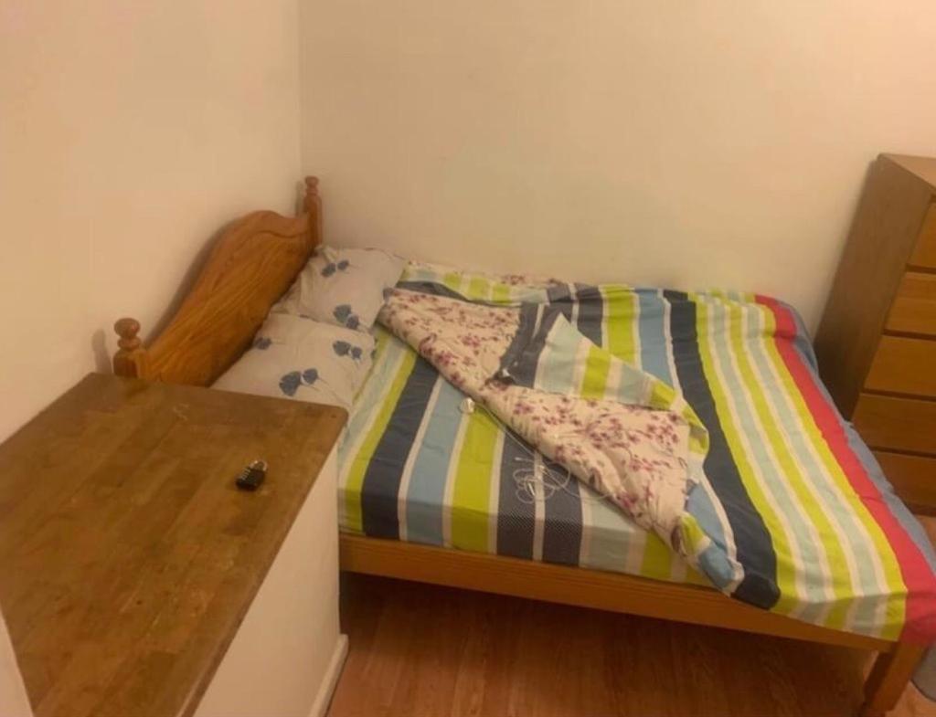Arbnb Comfy Sleep Guest House Self Catering Private Bedrooms 60 Pound Per Night Per Person لندن المظهر الخارجي الصورة