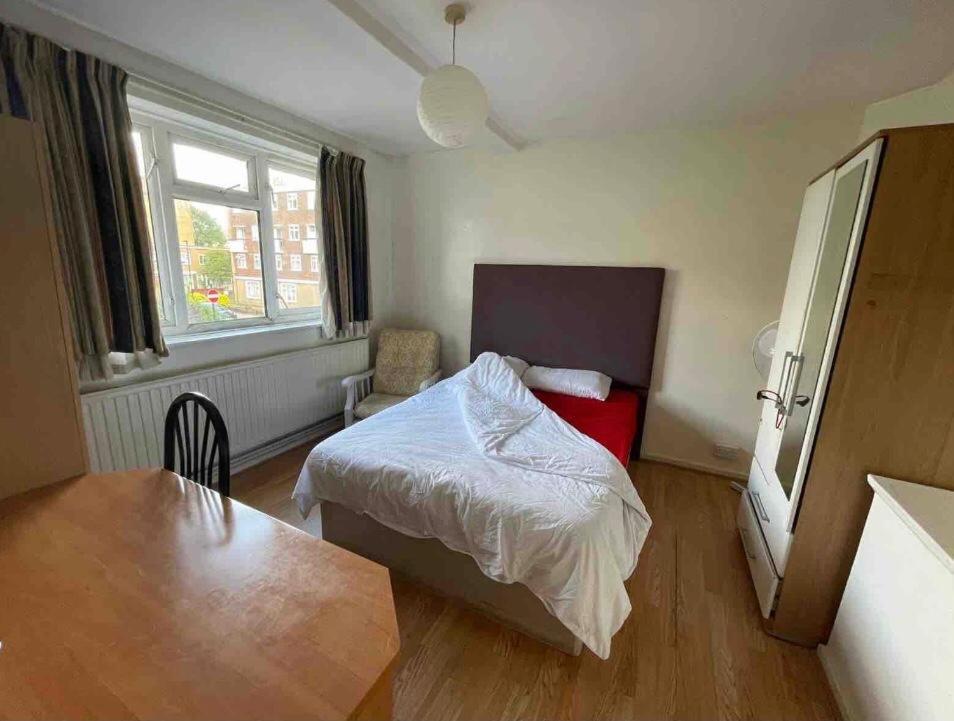 Arbnb Comfy Sleep Guest House Self Catering Private Bedrooms 60 Pound Per Night Per Person لندن المظهر الخارجي الصورة